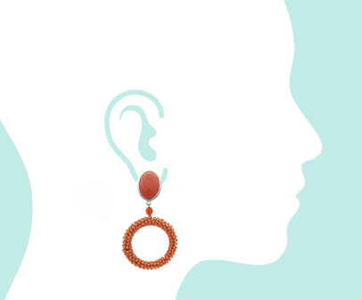 Ohrstecker Cabochon hell-koralle + Ring mit orange-koralle Rocaille-Perlchen