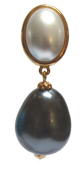 Cabochon in wachswei&szlig; mit Watteperle in bronze