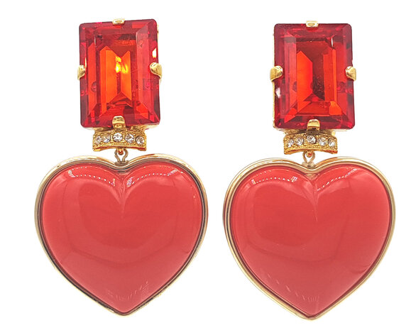 Behang-Ohrstecker mit Glas-Octagon rubinrot und Acryl-Herz rot
