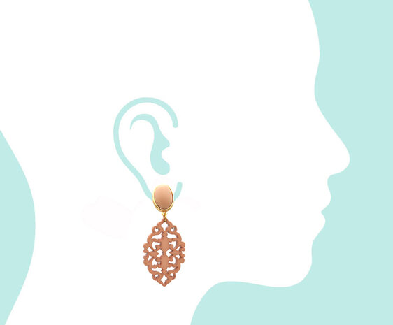 Ohrstecker mit Laser-Cut Mandel-Ornament hellbraun